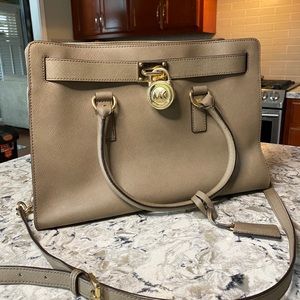 Michael Kors tote